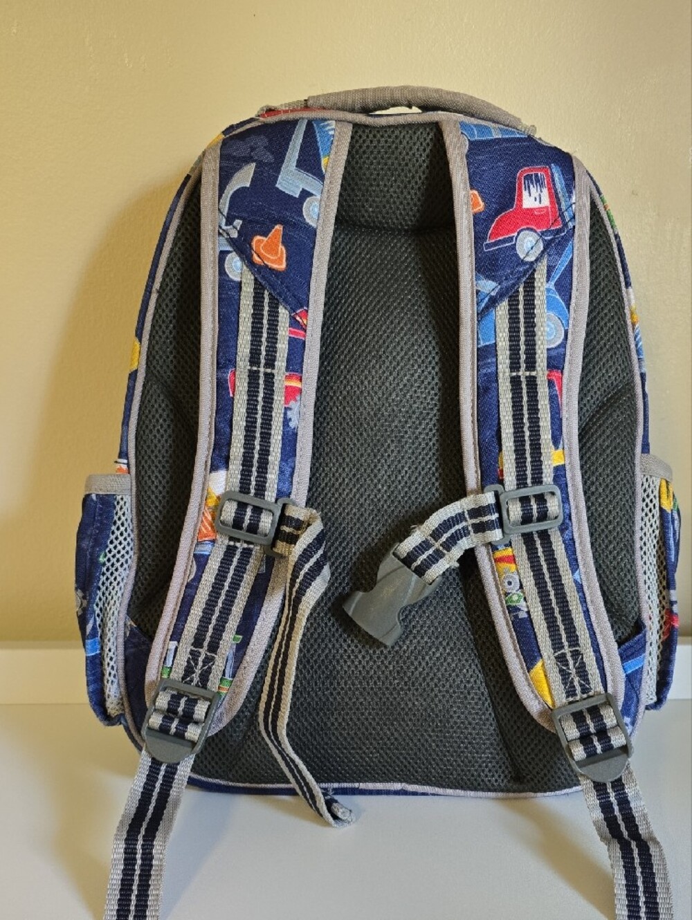 Pottery Barn Kids Small Construction Backpack - Picture 3 of 13